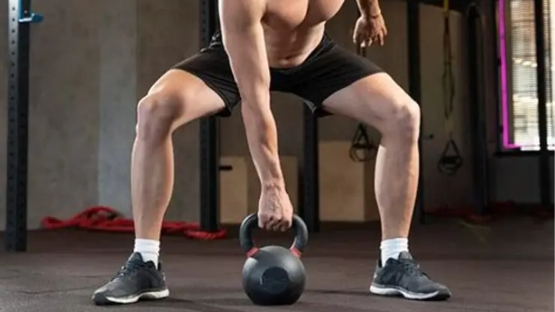 How to Choose a Kettlebell for Your Program