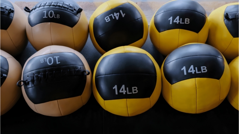 How to Choose a Medicine Ball