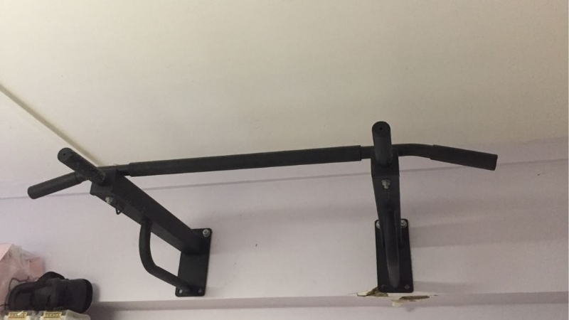 How to Choose a Pull Up Bar for a Rented Flat