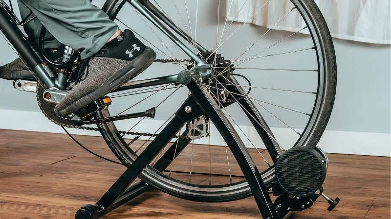 How to Choose an Indoor Bike Trainer