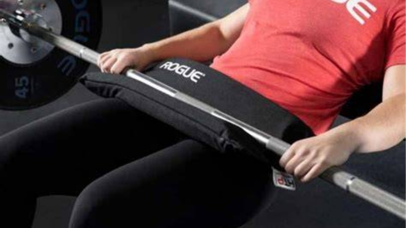 How to Choose the Best Barbell Pad for Hip Thrusts