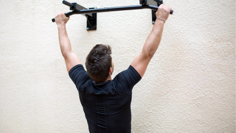 How to Choose the Best Grip Tape for Pull Up Bar