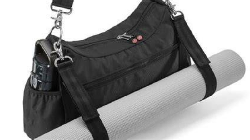 How to Choose the Best Gym Bag With Yoga Mat Holder