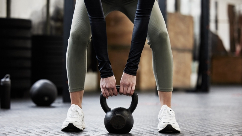 How to Set Up the Best Kettlebell Exercises for Women