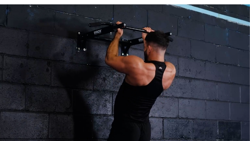 The Progression Order for the Best Ab Exercises on Pull Up Bar