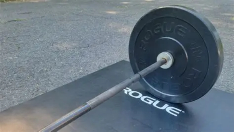 What Makes the Best Barbell for Women Different